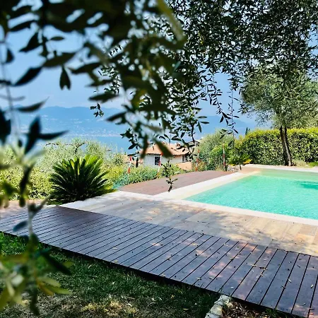 Adriana Casa de Férias Torri Del Benaco